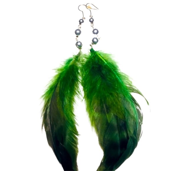 Green Faux Feather Earrings - Picture 1 of 1